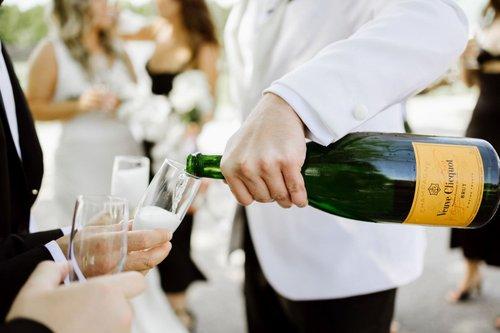 mobile - carousel-hero-element image-2